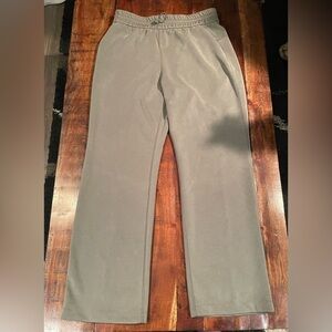 Lululemon Softstream light green pants